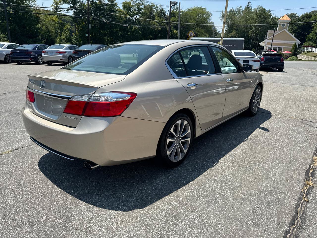 Used 2014 Honda Accord Sport image 8
