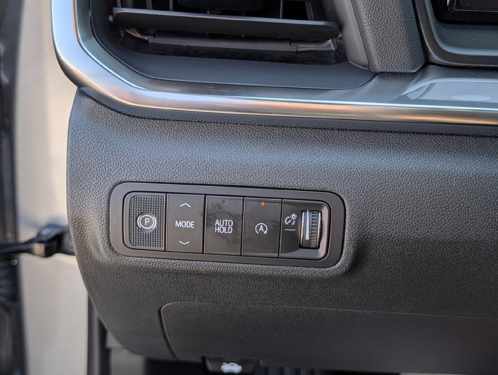 New 2027 GMC Terrain Elevation w/ Technology Package II FWD image 22
