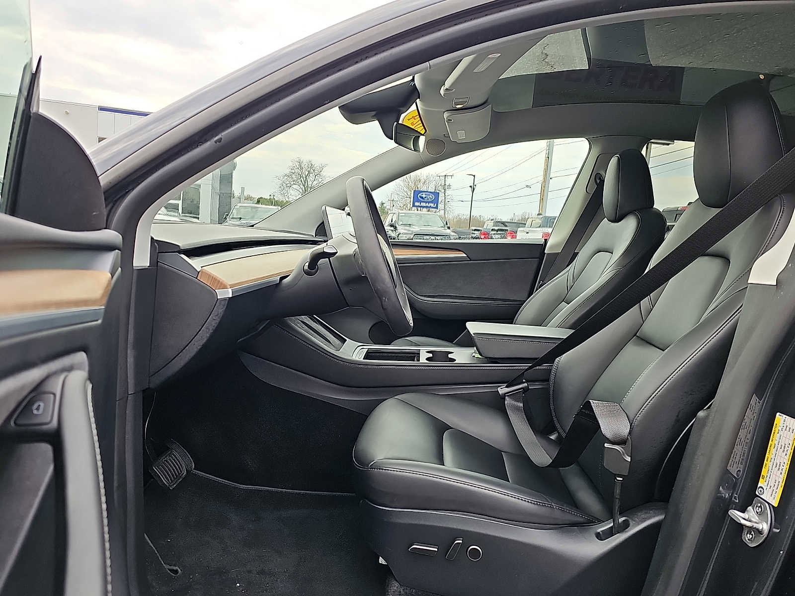 Used 2024 Tesla Model Y Long Range image 15