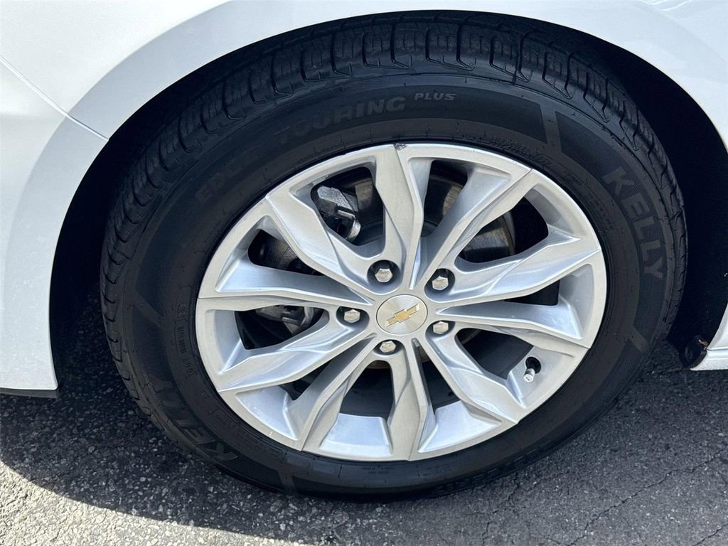 Used 2025 Chevrolet Malibu LT FWD image 30