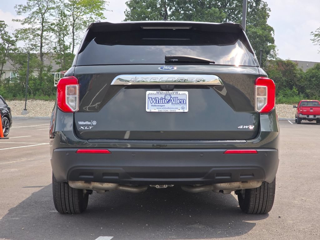 Used 2023 Ford Explorer XLT AWD/4WD image 25