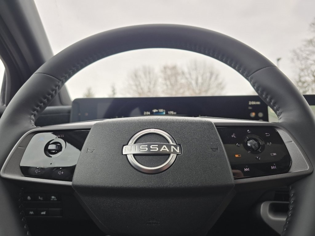 New 2026 Nissan Leaf Platinum+ w/ Cargo Package (Platinum+) image 16