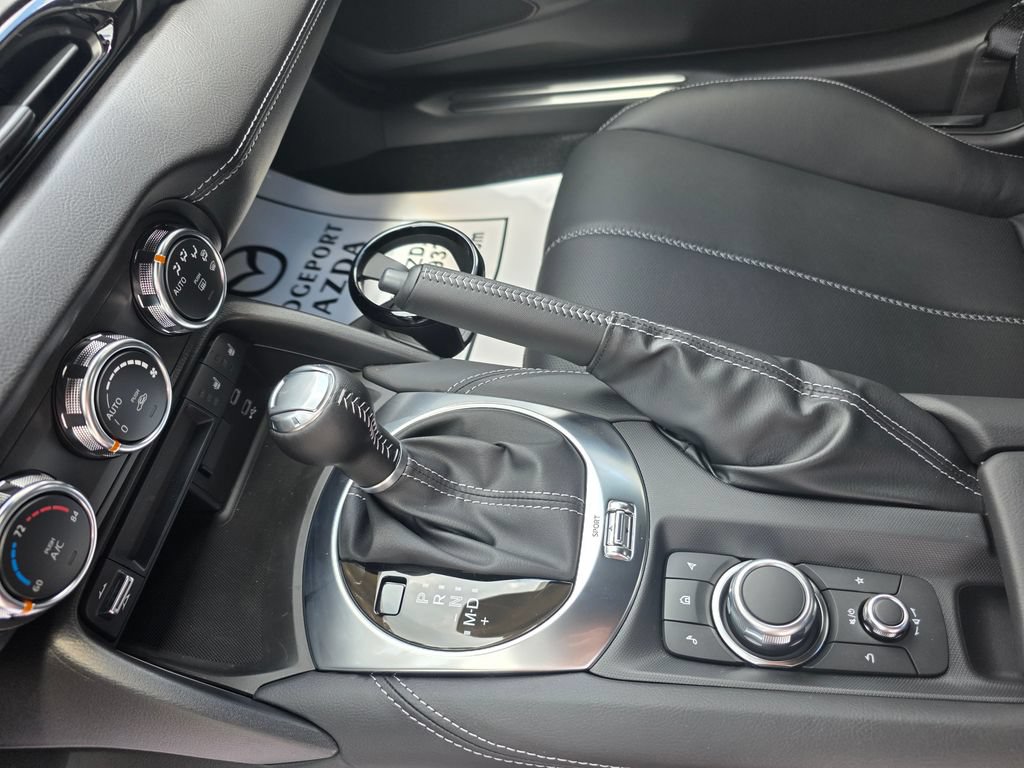 New 2026 MAZDA MX-5 Miata RF Grand Touring RWD image 16