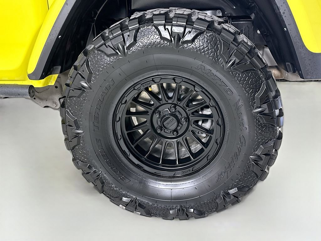 Used 2023 Jeep Gladiator Mojave w/ Cold Weather Group image 30