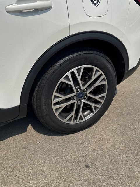 Used 2020 Ford Escape SEL FWD image 45