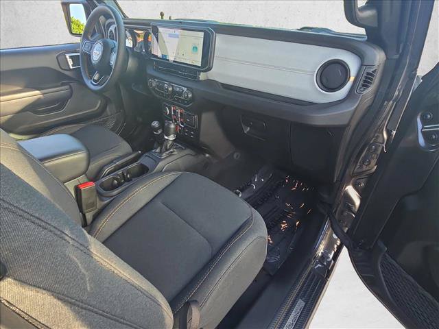 Used 2024 Jeep Wrangler Unlimited Sport AWD/4WD image 21