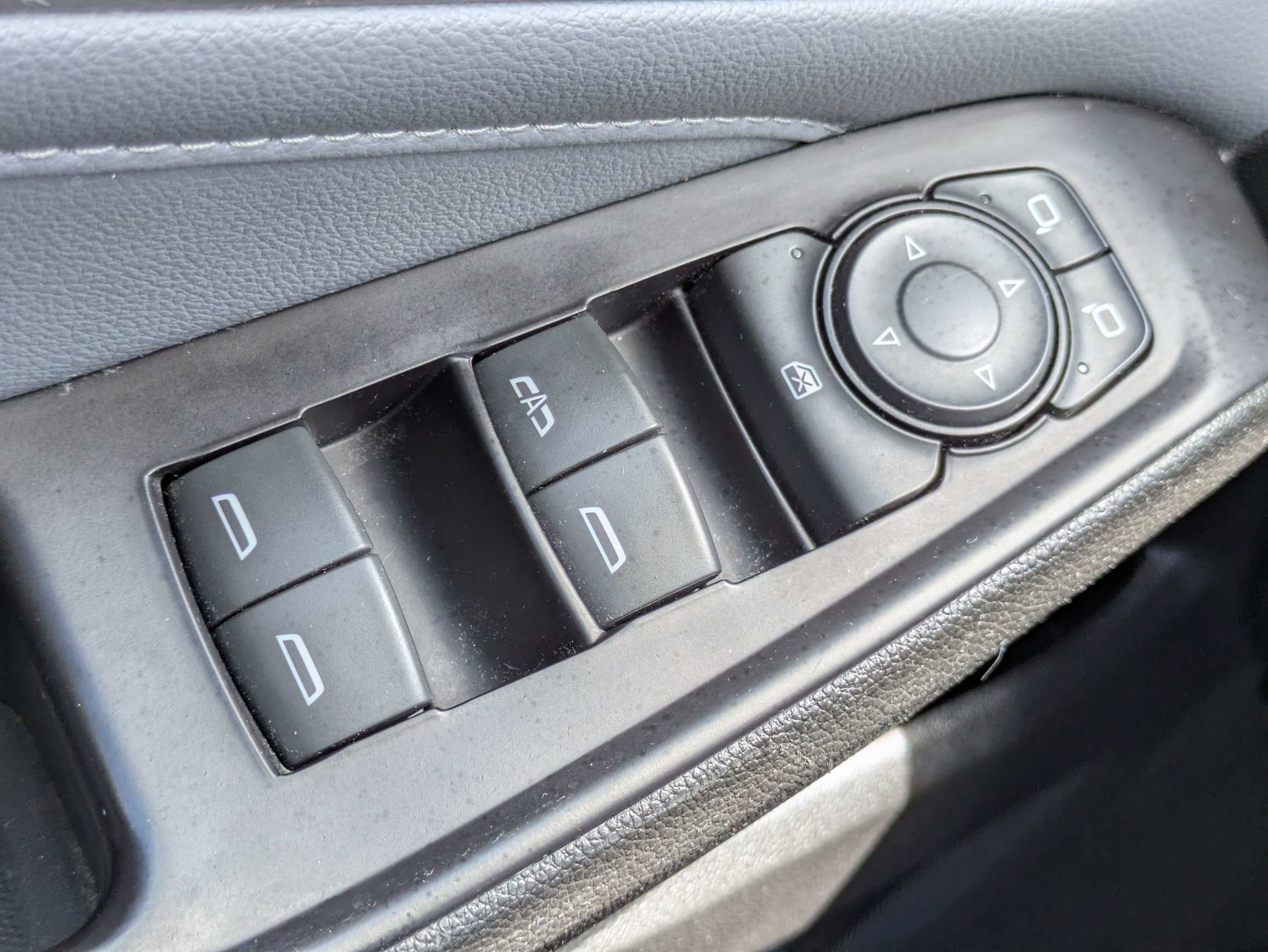 Certified 2019 Chevrolet Traverse LT w/ LT Premium Package FWD image 16