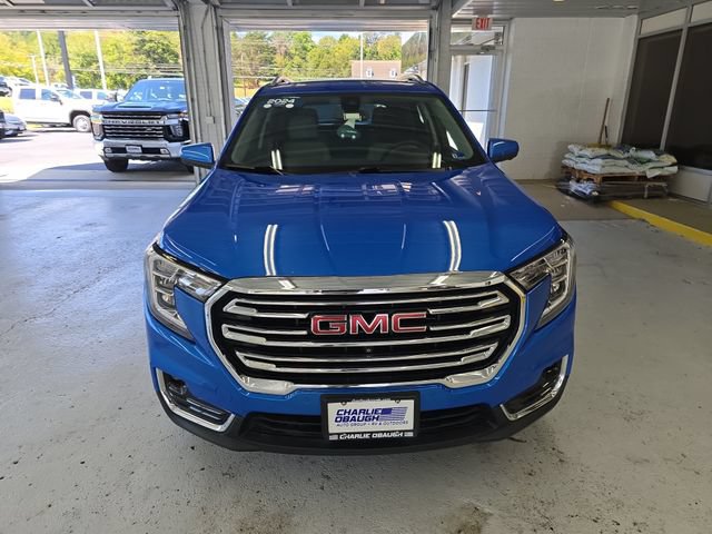 Certified 2024 GMC Terrain SLT w/ Tech Package AWD/4WD image 8