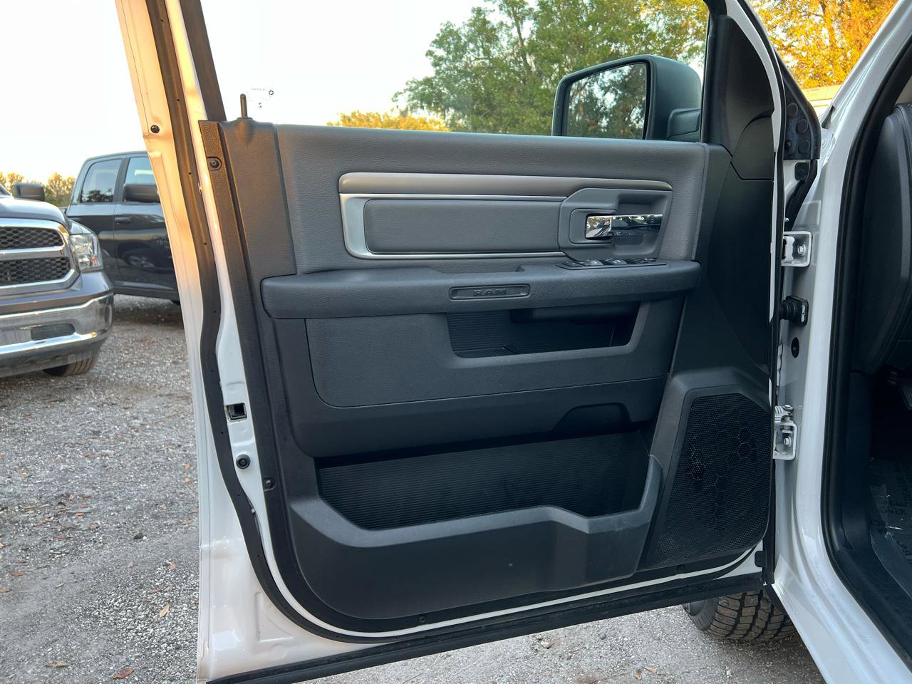 Used 2024 RAM 1500 Classic SLT AWD/4WD image 11