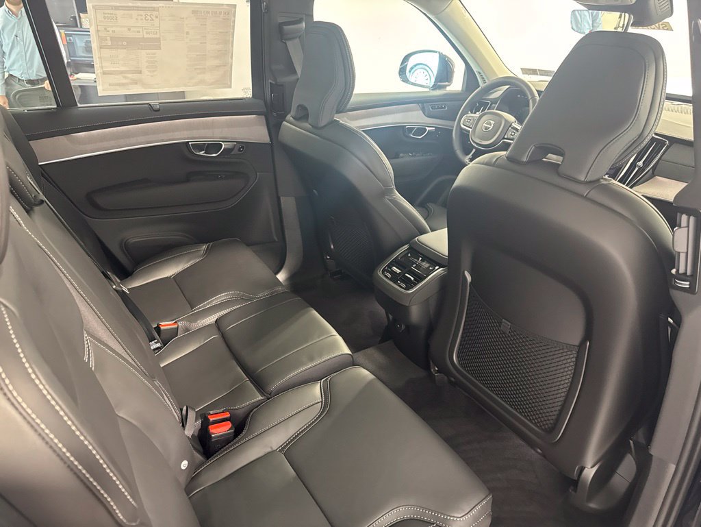 New 2026 Volvo XC90 B6 Ultra w/ Protection Package AWD/4WD image 24
