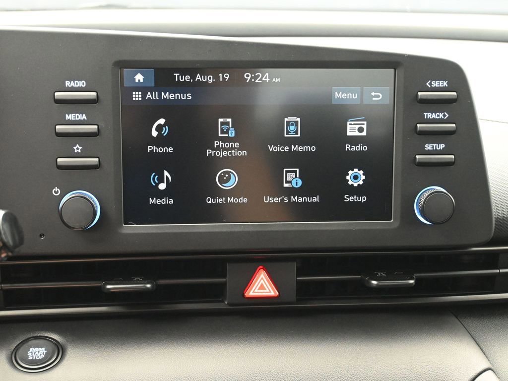 New 2025 Hyundai Elantra Sport image 17