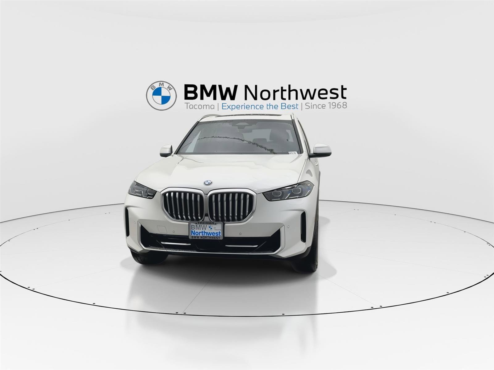 Used 2024 BMW X5 xDrive40i w/ Premium Package image 8