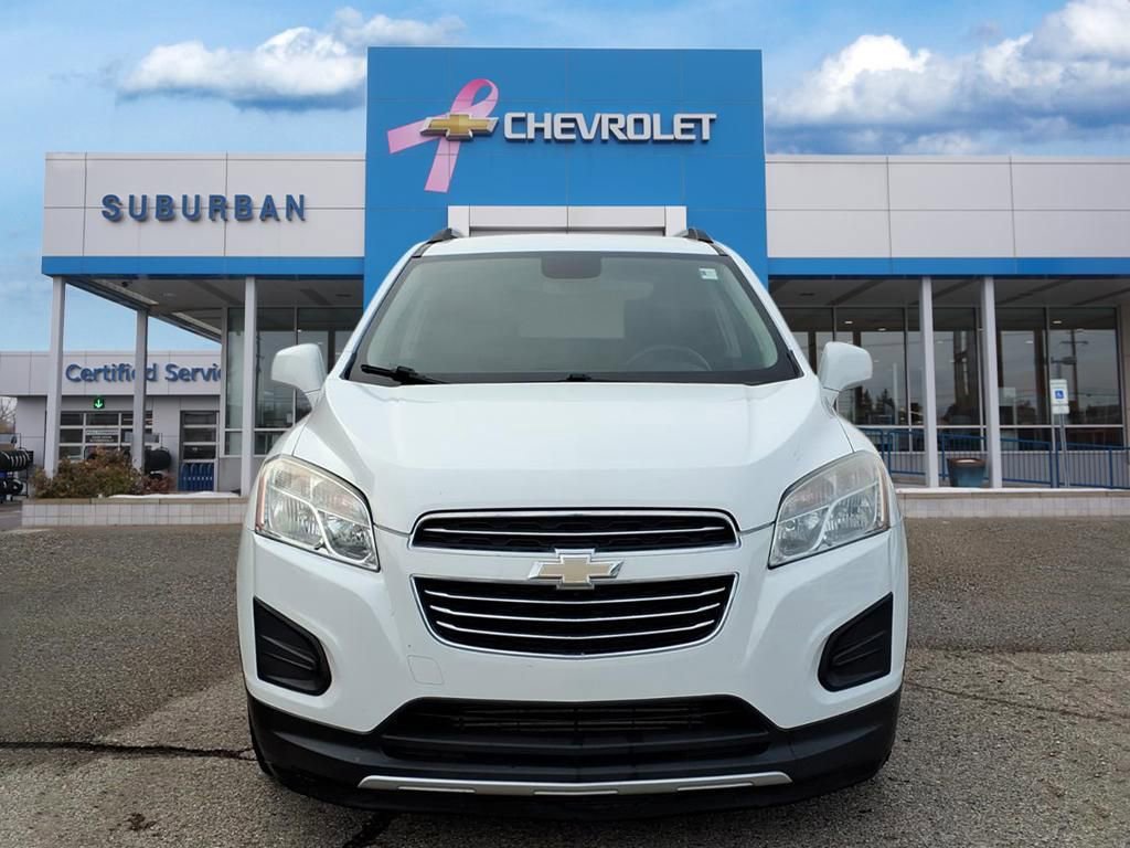Used 2016 Chevrolet Trax LT image 2