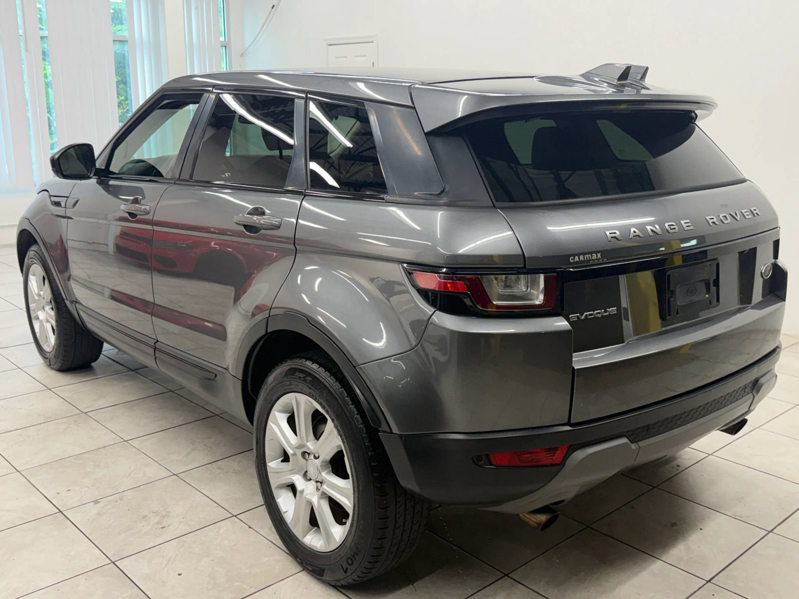 Used 2016 Land Rover Range Rover Evoque SE AWD/4WD image 7