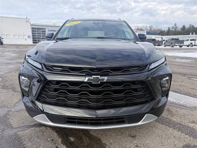 Used 2024 Chevrolet Blazer LT w/ Convenience Package image 2