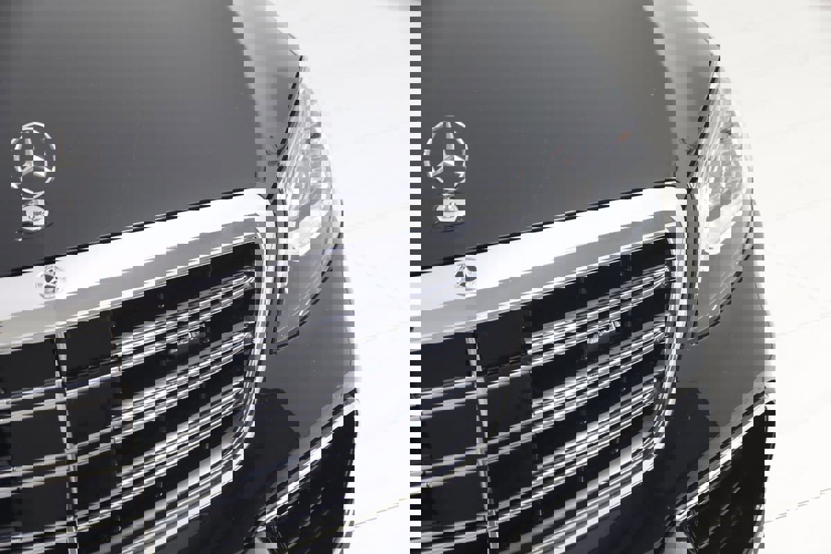 Used 2019 Mercedes-Benz S 63 AMG S 4MATIC Sedan image 23