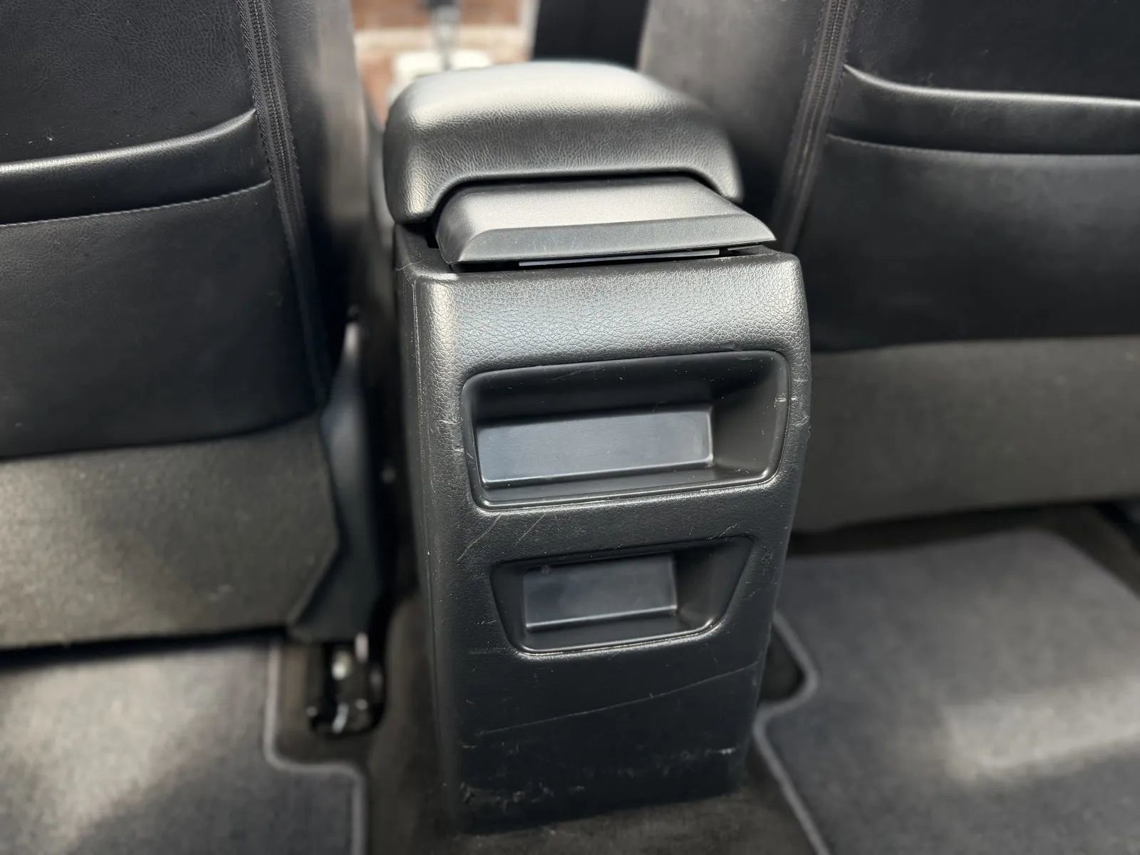 Used 2015 Nissan Sentra SL w/ Navigation Package image 35