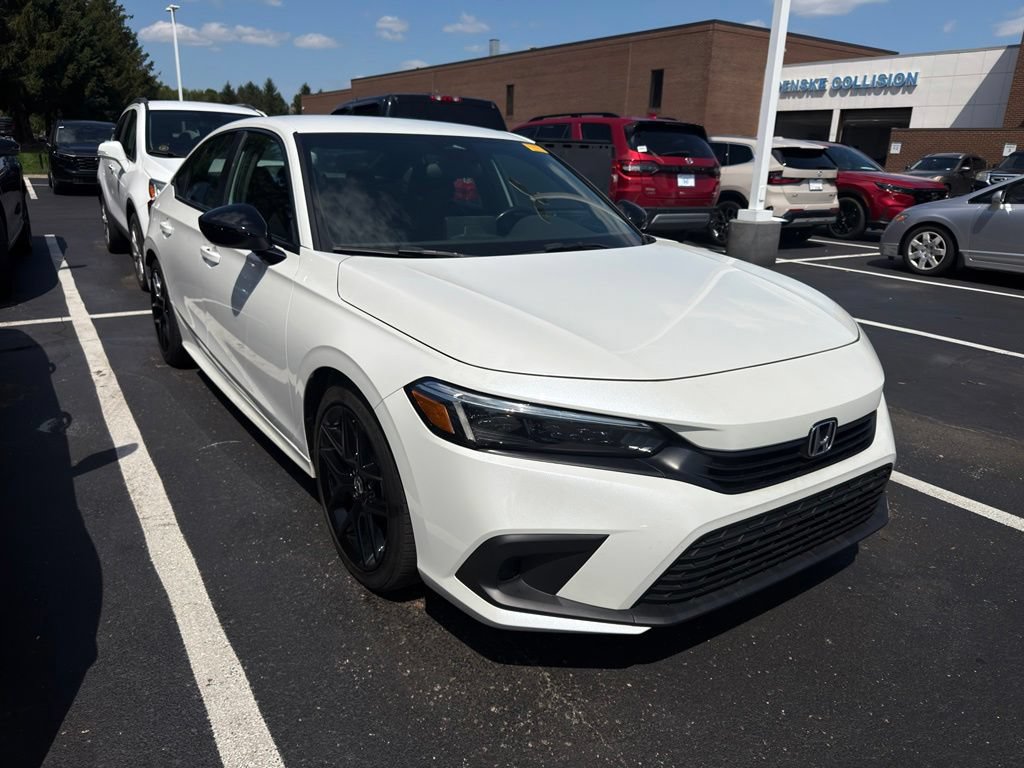 Used 2024 Honda Civic Sport image 4