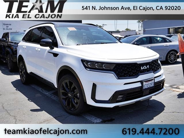 Certified 2022 Kia Sorento SX