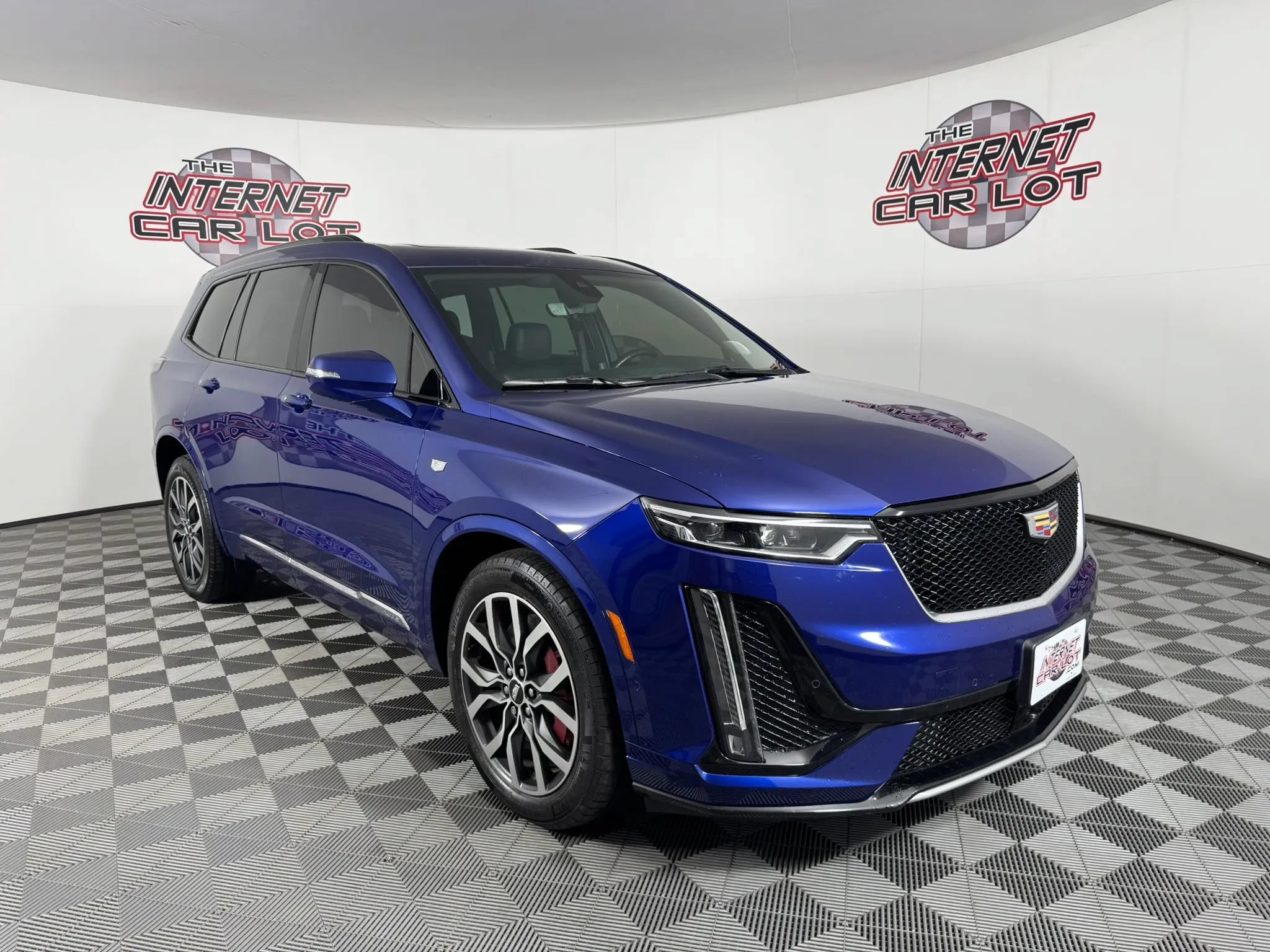 Used 2023 Cadillac XT6 Sport w/ Platinum Package AWD/4WD image 9