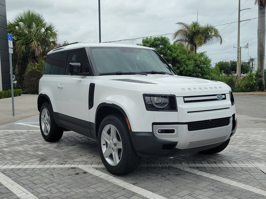 Certified 2023 Land Rover Defender 90 SE AWD/4WD image 7