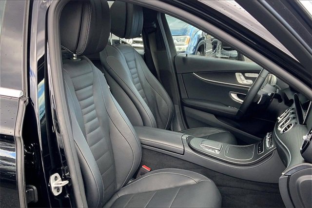 Certified 2022 Mercedes-Benz E 350 4MATIC Sedan image 7