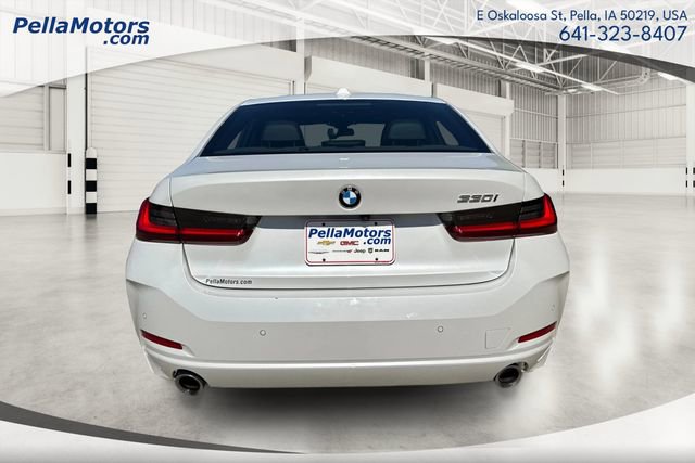 Used 2024 BMW 330i Sedan image 4