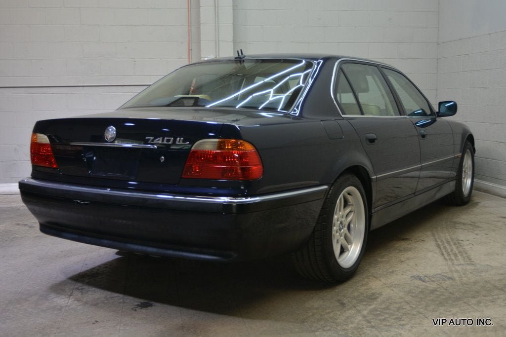 Used 2000 BMW 740iL RWD image 8