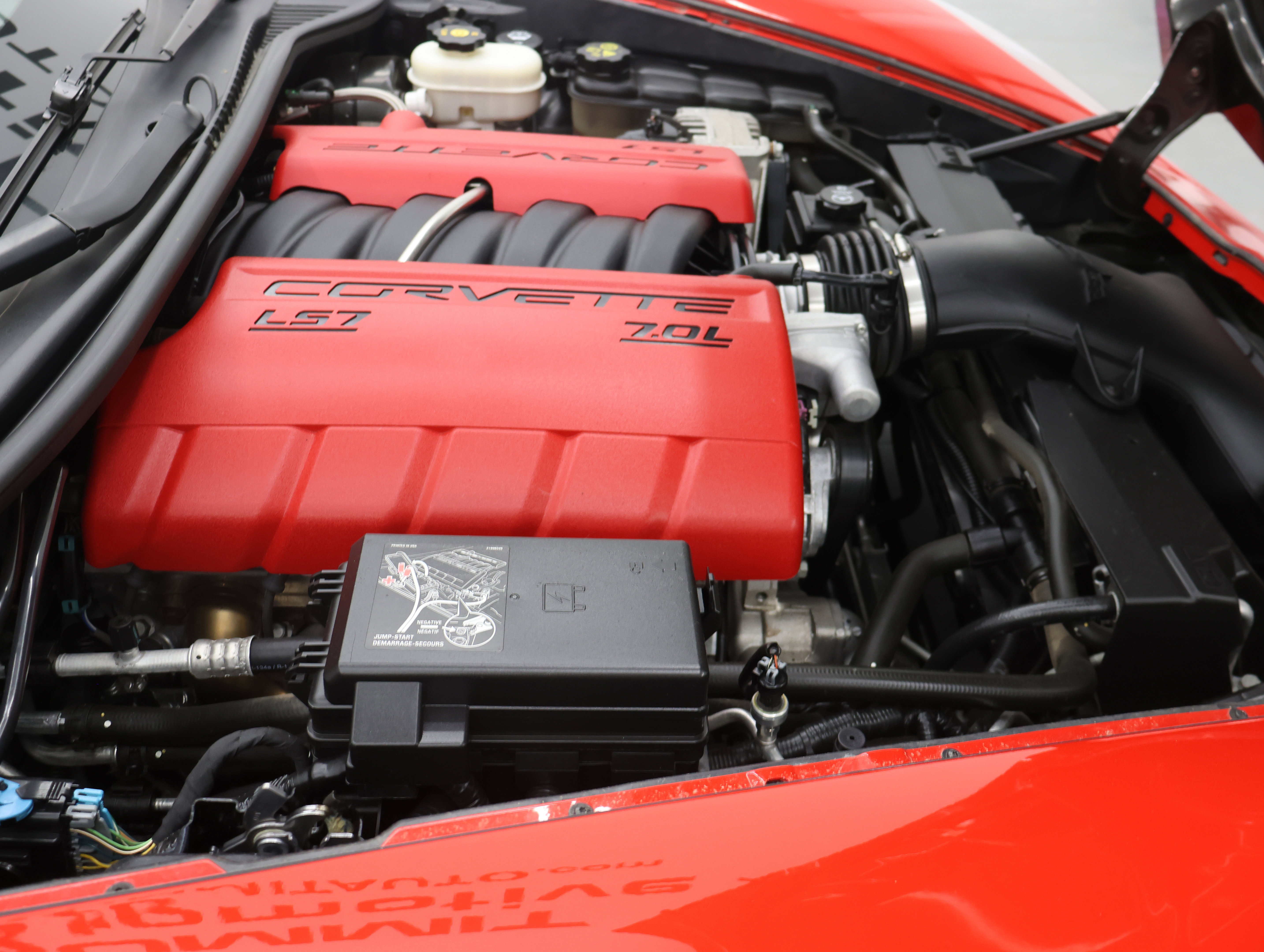 Used 2013 Chevrolet Corvette 427 w/ 1SB Preferred Equipment Group RWD image 16