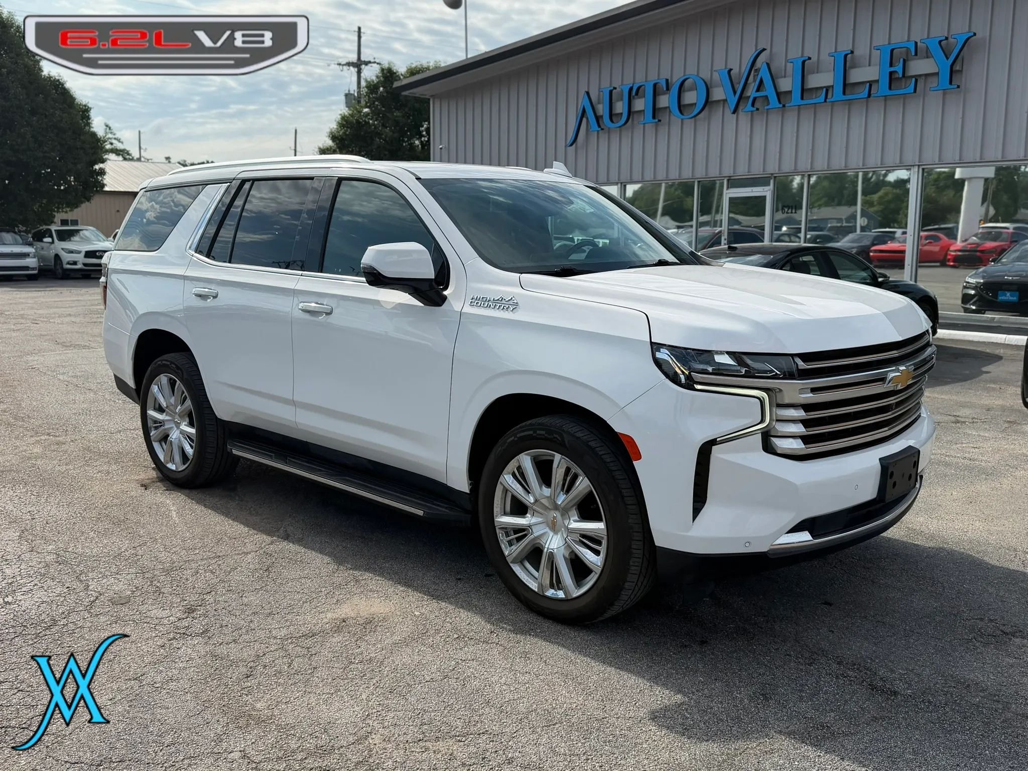 Used 2023 Chevrolet Tahoe High Country AWD/4WD image 1