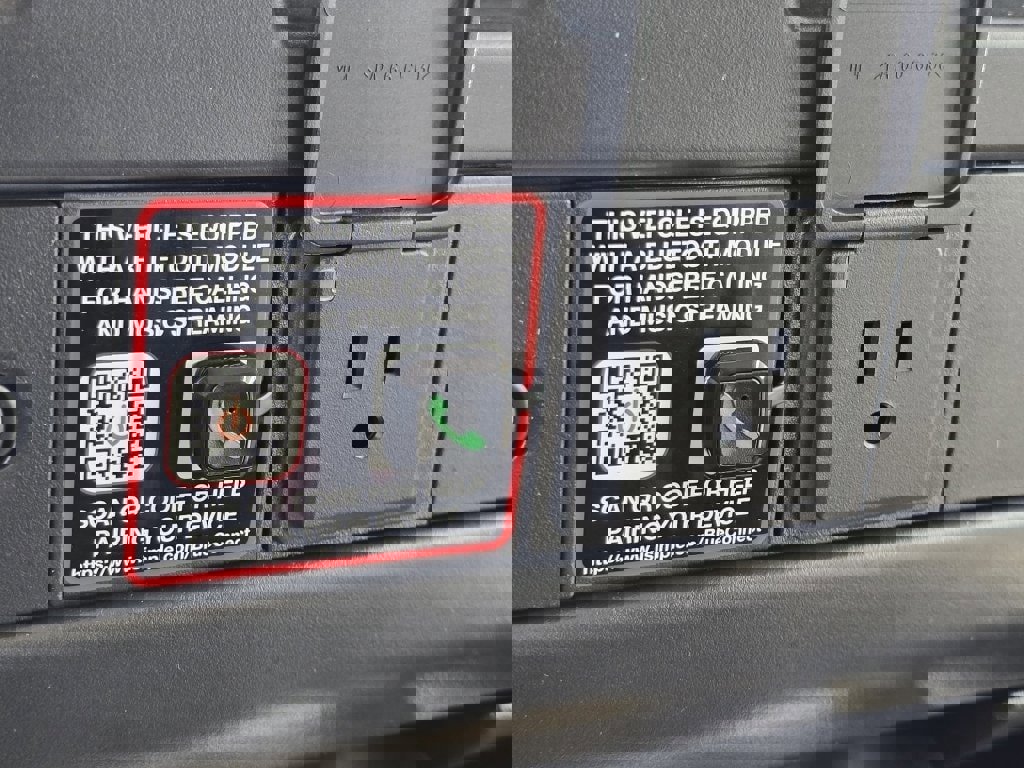 New 2025 Chevrolet Express 2500 w/ Driver Convenience Package image 5