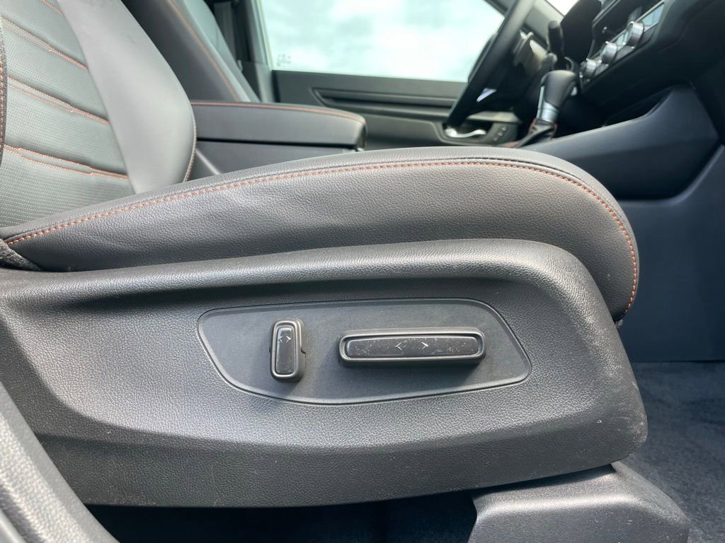 Used 2025 Honda CR-V Sport-L image 31