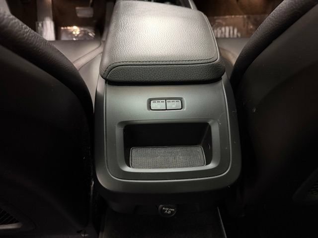 Used 2020 Volvo V60 T5 Cross Country w/ Protection Package Premier AWD/4WD image 14