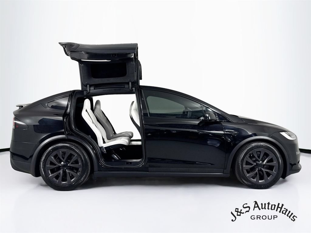 Used 2022 Tesla Model X Plaid AWD/4WD image 8