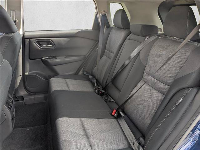 Used 2025 Nissan Rogue SV AWD/4WD image 19