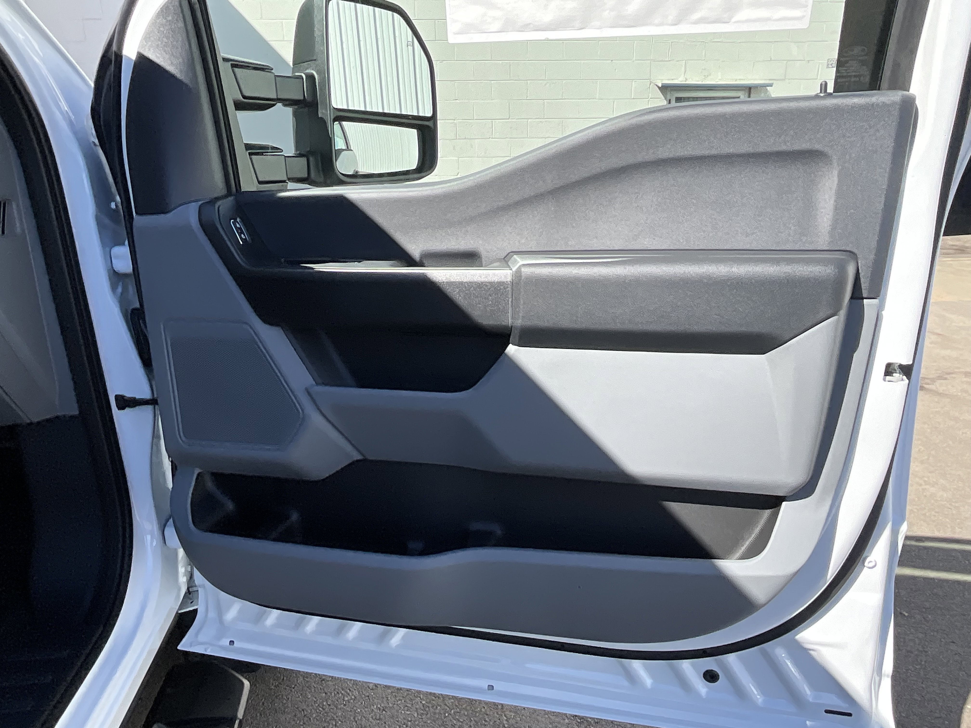 New 2026 Ford F550 4x4 Crew Cab image 31