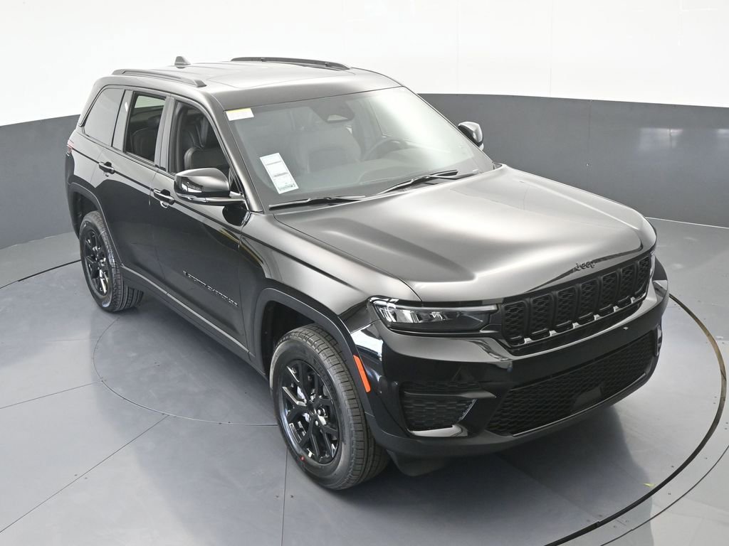 New 2025 Jeep Grand Cherokee Laredo image 46