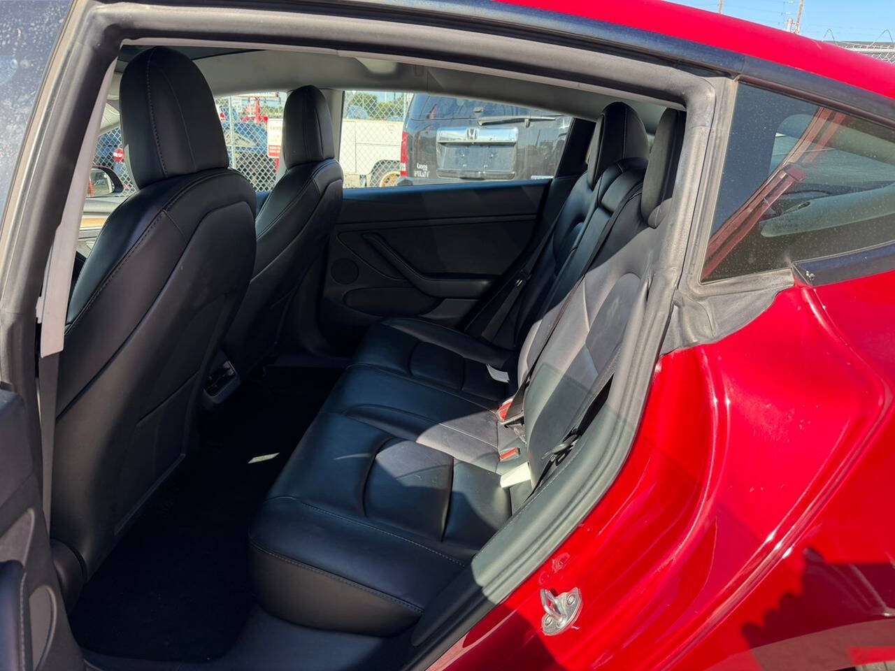 Used 2022 Tesla Model 3 RWD image 9