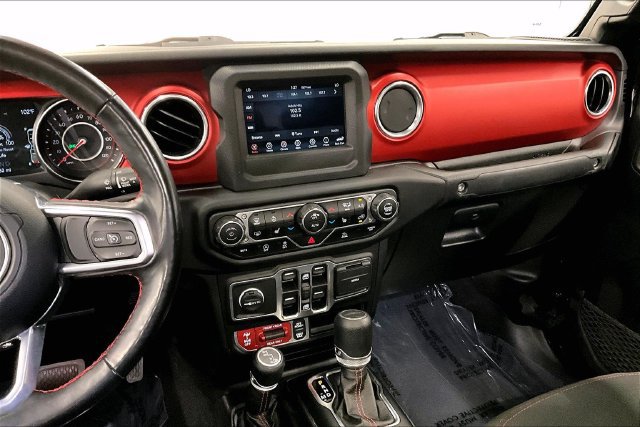 Used 2021 Jeep Gladiator Rubicon w/ Cold Weather Group AWD/4WD image 7