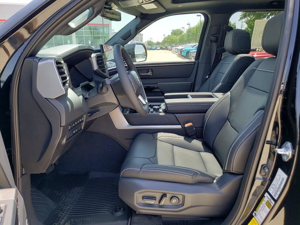 New 2026 Toyota Tundra Limited AWD/4WD image 9