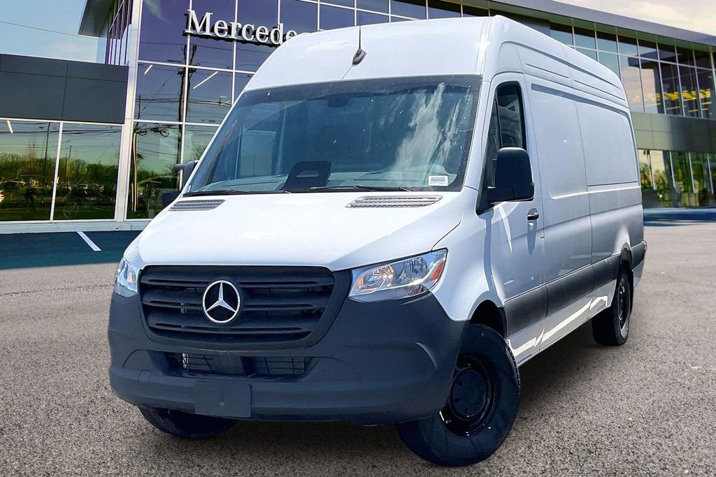 New 2025 Mercedes-Benz Sprinter 2500 image 2