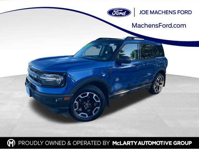 Used 2023 Ford Bronco Sport Outer Banks w/ Tech Package AWD/4WD image 1