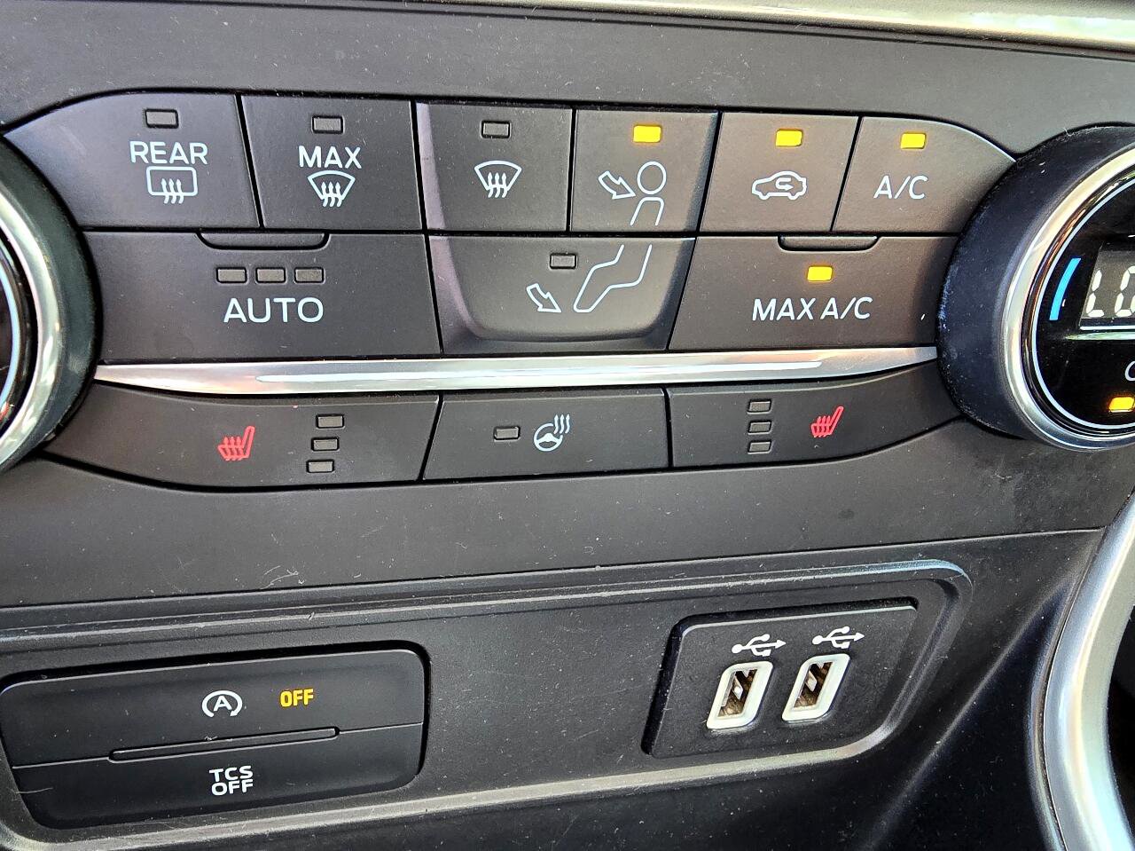 Used 2020 Ford EcoSport Titanium AWD/4WD image 21