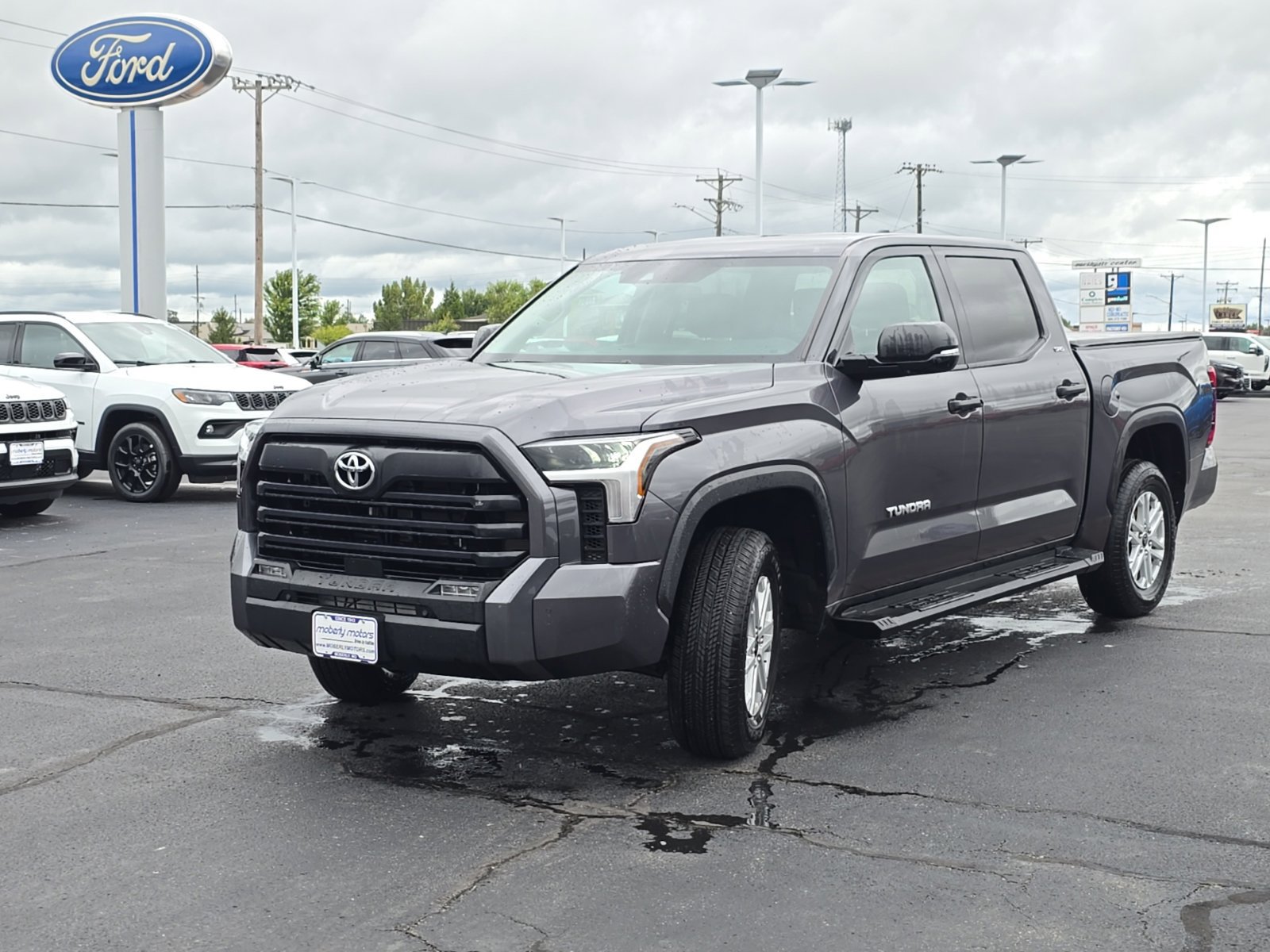 Used 2023 Toyota Tundra SR5 w/ SR5 Convenience Package AWD/4WD image 46
