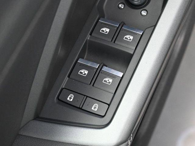Used 2023 Audi Q3 2.0T Premium Plus image 14