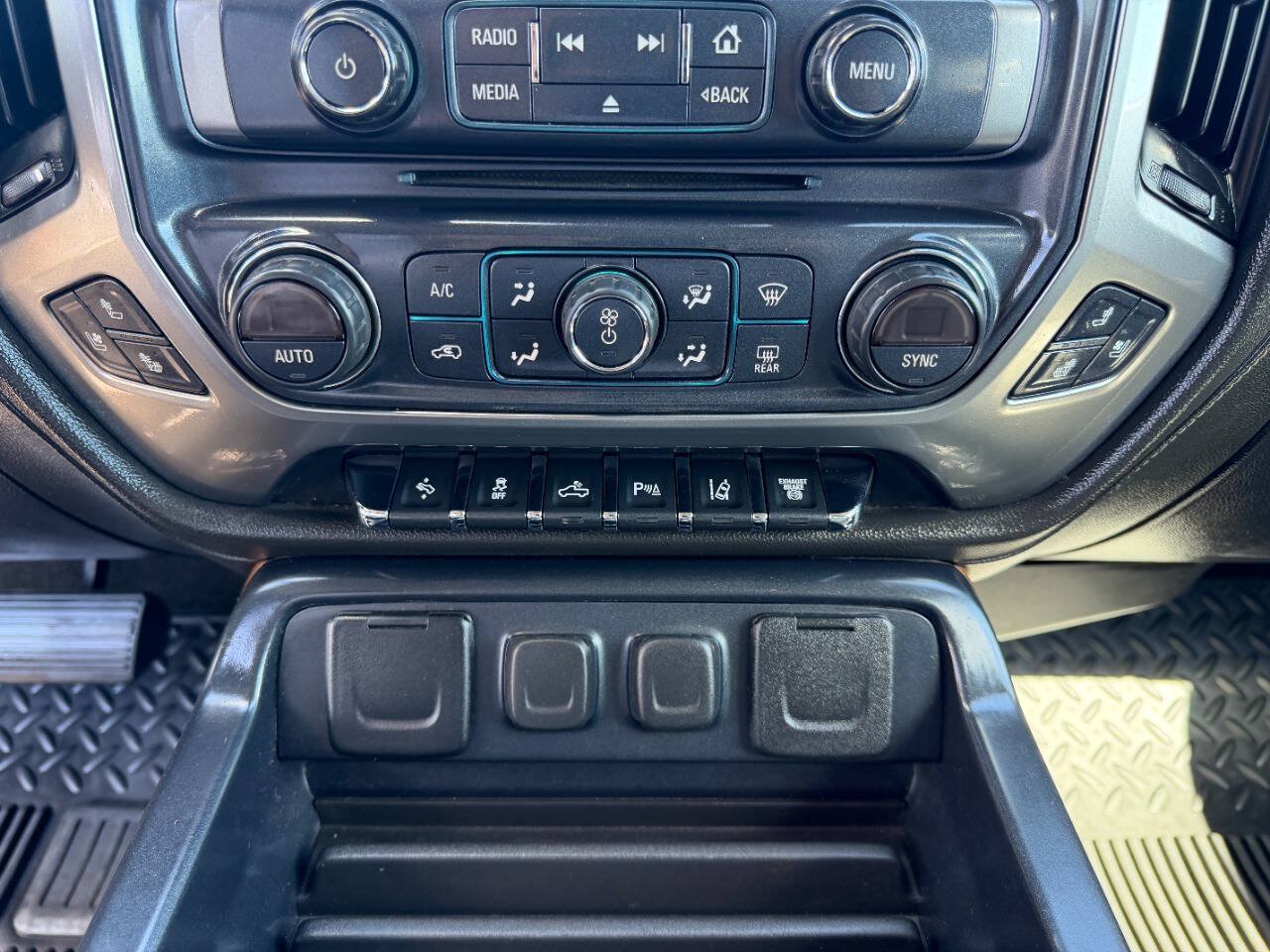 Used 2016 Chevrolet Silverado 3500 LTZ w/ Duramax Plus Package AWD/4WD image 20