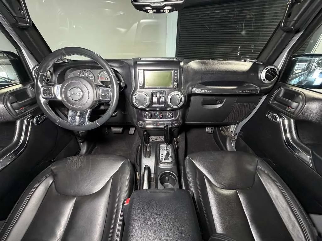 Used 2015 Jeep Wrangler Rubicon w/ Power Convenience Group AWD/4WD image 21