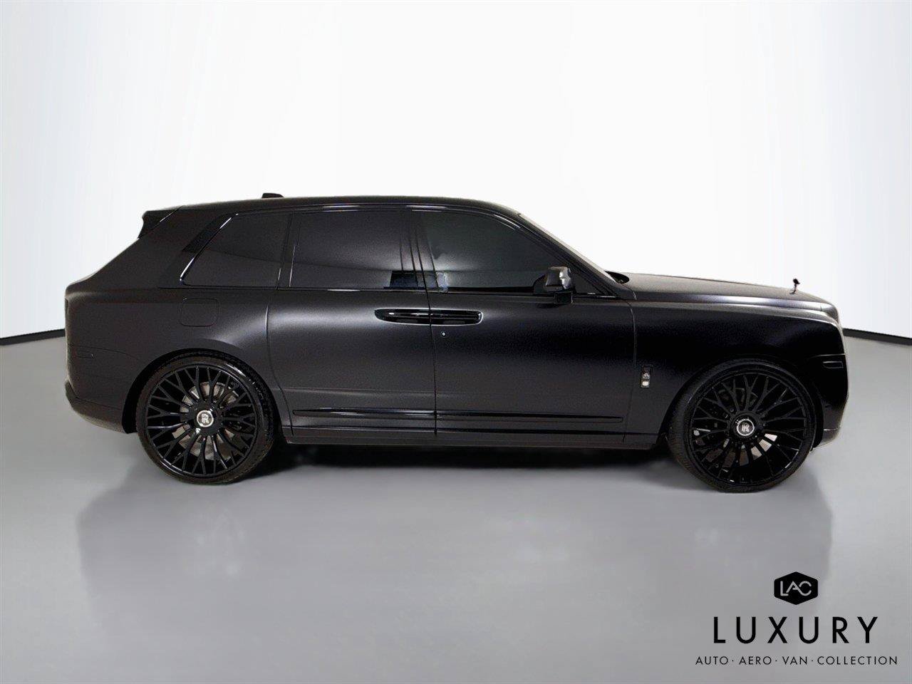 Used 2023 Rolls-Royce Cullinan Black Badge w/ Driver's Package AWD/4WD image 5