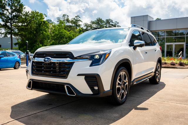 Certified 2023 Subaru Ascent Touring AWD/4WD image 11