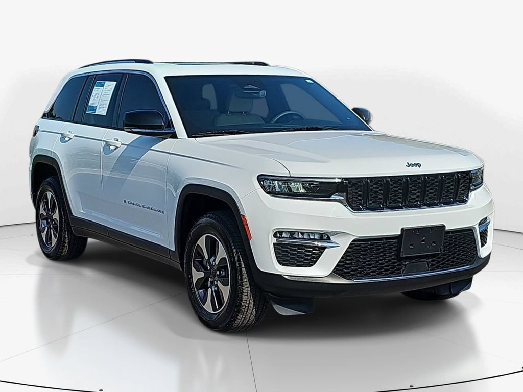 Used 2022 Jeep Grand Cherokee Limited 4xe AWD/4WD video 3